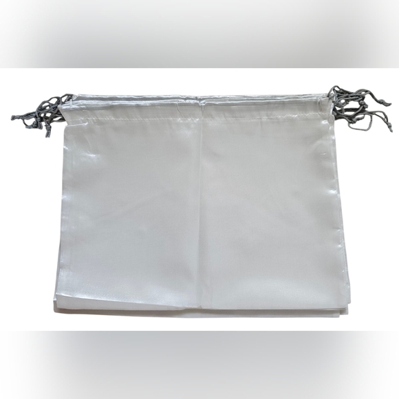 Dust Bags With Draw String, 18 Silver Satin/Silk Bags. New! - Picture 3 of 5